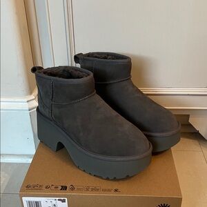 UGG classic ultra mini new heights boots
